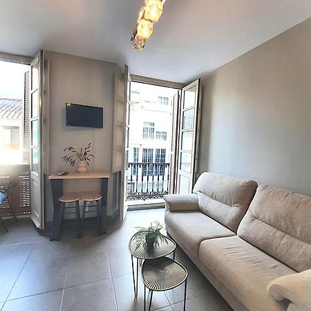 Apartamentos Malagasol מראה חיצוני תמונה