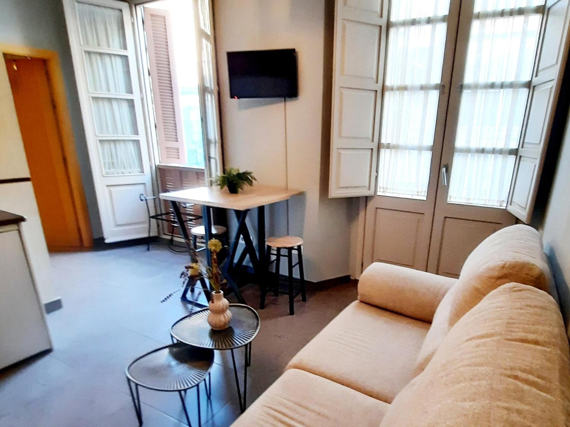 Apartamentos Malagasol מראה חיצוני תמונה